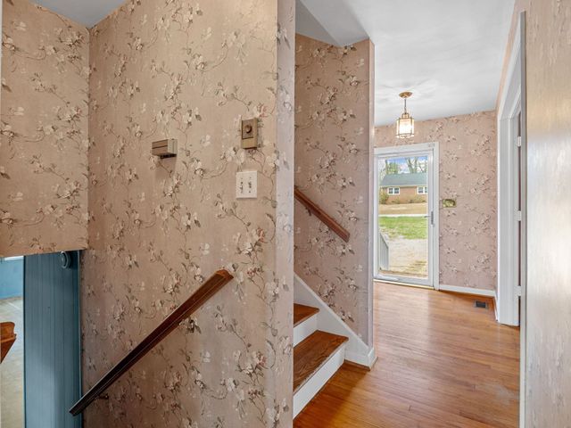 409 Springwood Drive, Spartanburg, SC 29302