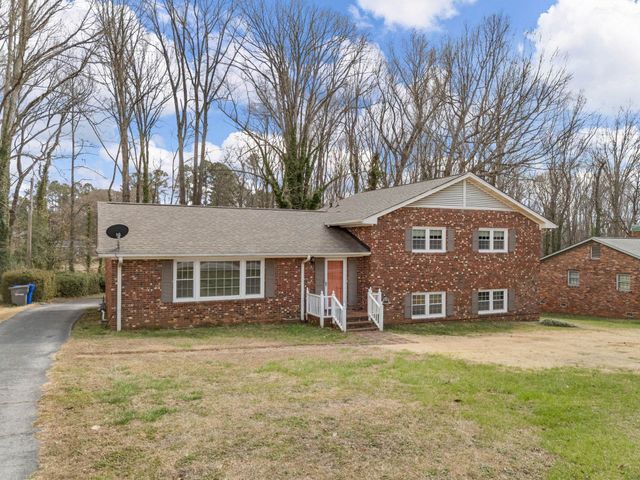 409 Springwood Drive, Spartanburg, SC 29302