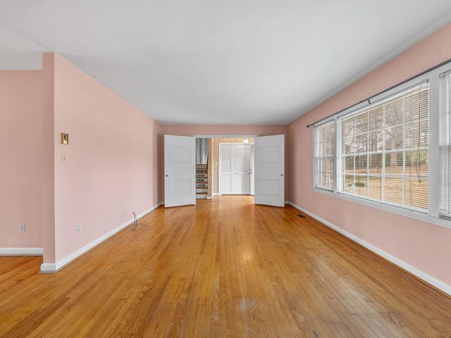 409 Springwood Drive, Spartanburg, SC 29302