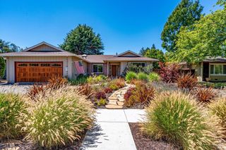 113 Sherwood Dr, Santa Rosa, CA 95405