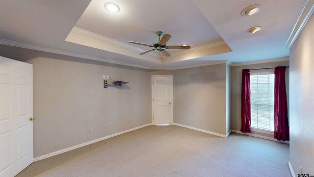 725 Beth Dr, Tyler, TX 75703