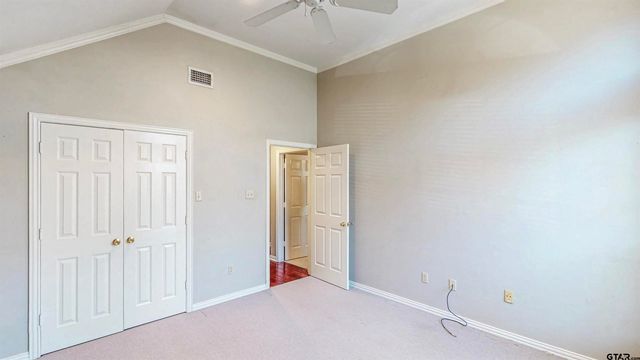 725 Beth Dr, Tyler, TX 75703