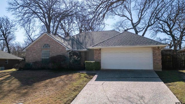 725 Beth Dr, Tyler, TX 75703