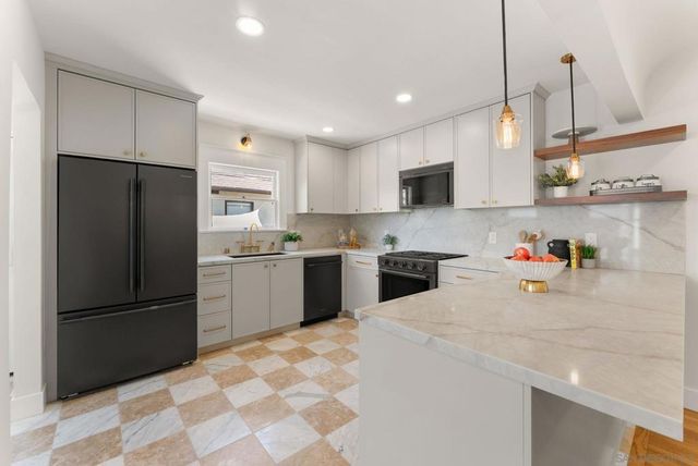 4860 Marlborough Drive, San Diego, CA 92116