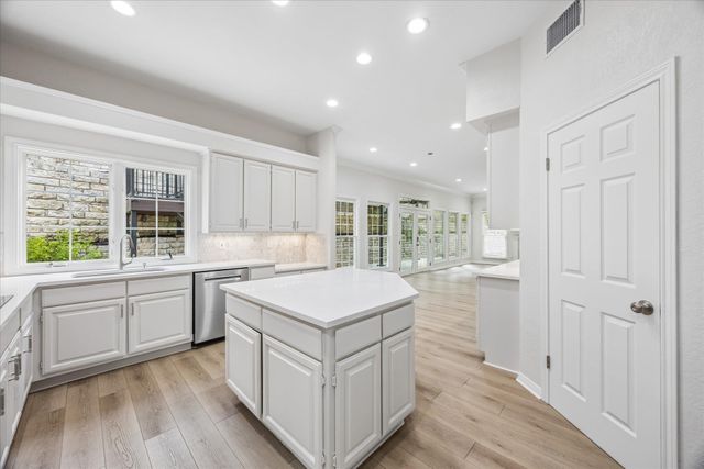 6324 Bon Terra DR, Austin, TX 78731
