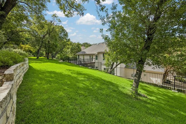6324 Bon Terra DR, Austin, TX 78731