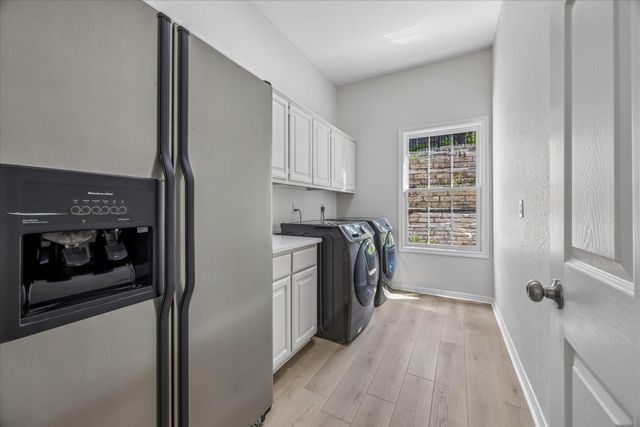 6324 Bon Terra DR, Austin, TX 78731