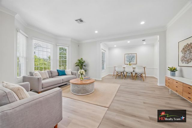 6324 Bon Terra DR, Austin, TX 78731
