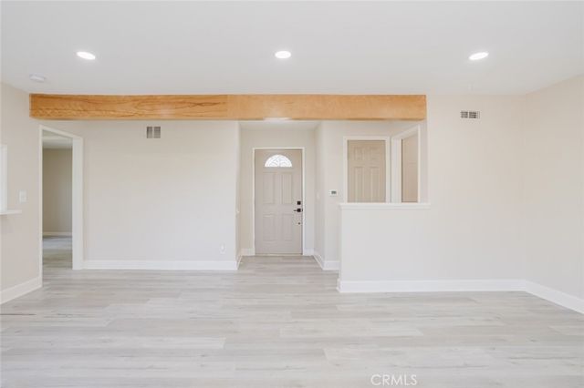 9709 Willis Avenue, North Hills, CA 91343