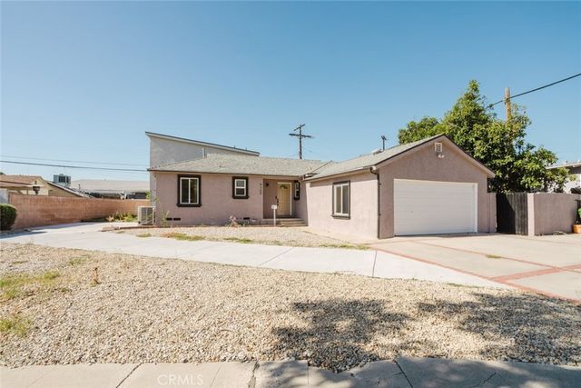 9709 Willis Avenue, North Hills, CA 91343