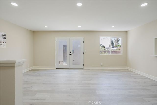 9709 Willis Avenue, North Hills, CA 91343