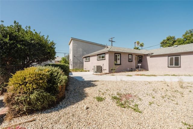 9709 Willis Avenue, North Hills, CA 91343