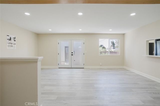 9709 Willis Avenue, North Hills, CA 91343