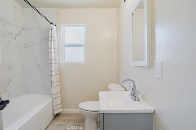 9709 Willis Avenue, North Hills, CA 91343