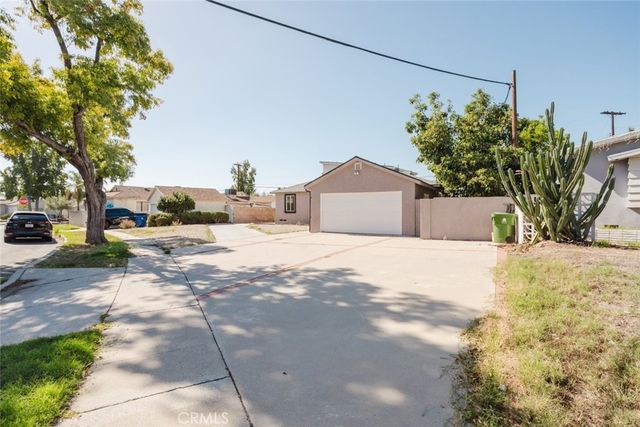 9709 Willis Avenue, North Hills, CA 91343