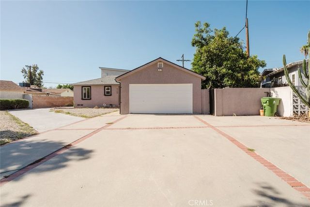 9709 Willis Avenue, North Hills, CA 91343