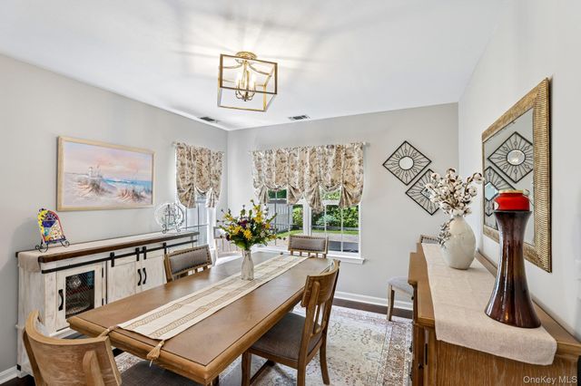 53 Madison Circle, Middle Island, NY 11953