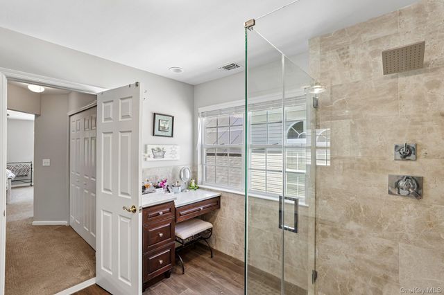 53 Madison Circle, Middle Island, NY 11953