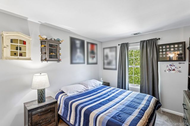 53 Madison Circle, Middle Island, NY 11953