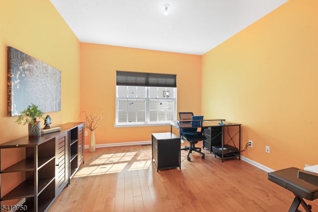 6 Quick Ct, Franklin Twp., NJ 08873