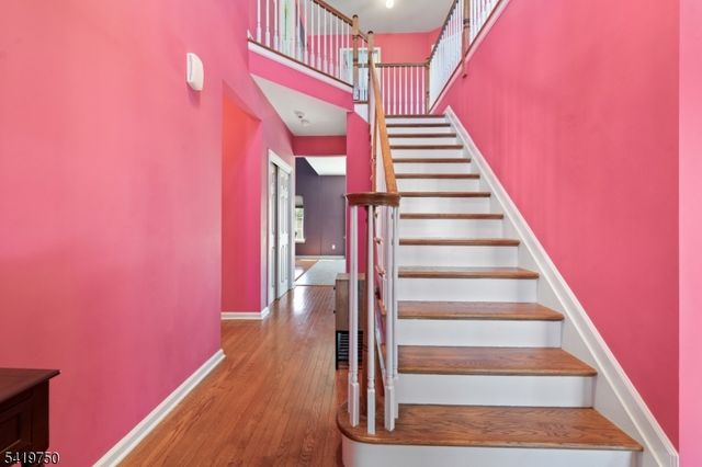 6 Quick Ct, Franklin Twp., NJ 08873