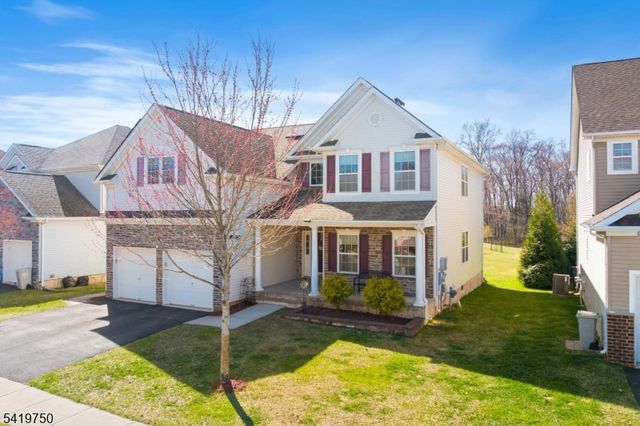 6 Quick Ct, Franklin Twp., NJ 08873