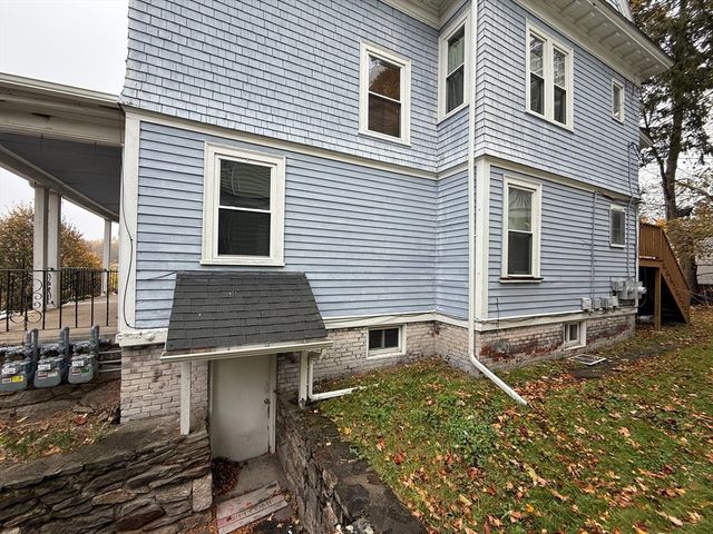 5 Stoneland Road, Worcester, MA 01603