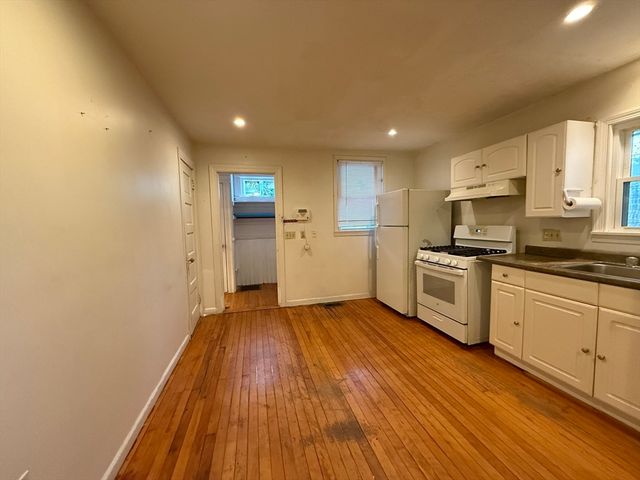 5 Stoneland Road, Worcester, MA 01603