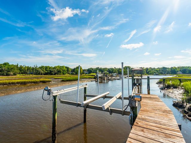 5188 Timber Race Course, Hollywood, SC 29449