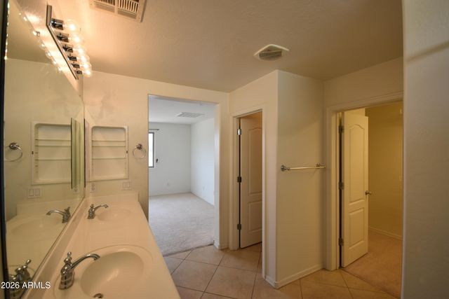 7117 N 73RD Drive, Glendale, AZ 85303