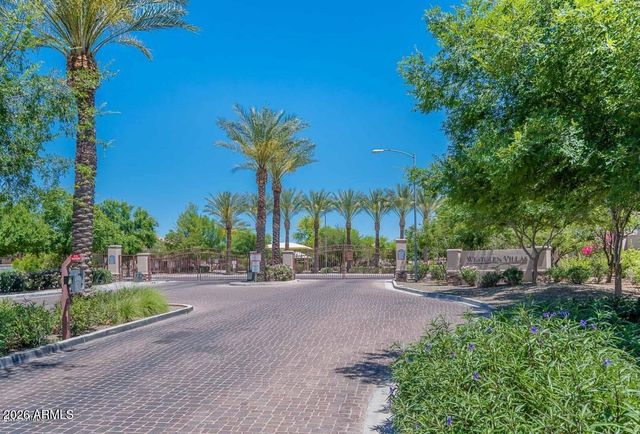 7117 N 73RD Drive, Glendale, AZ 85303