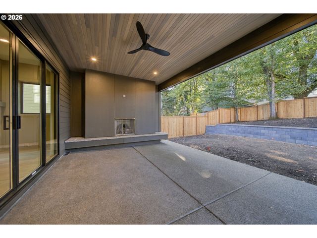 4056 Norfolk St, West Linn, OR 97068