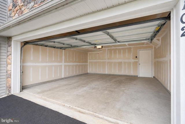 102 MASTER AVE, Feasterville Trevose, PA 19053