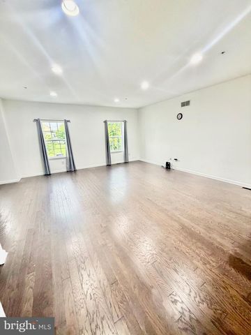 102 MASTER AVE, Feasterville Trevose, PA 19053