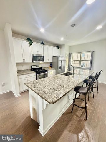 102 MASTER AVE, Feasterville Trevose, PA 19053