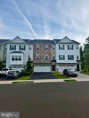 102 MASTER AVE, Feasterville Trevose, PA 19053