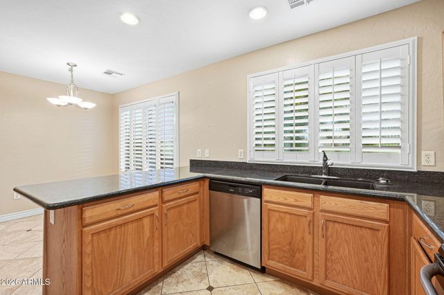 1575 S WESTERN SKIES Drive, Gilbert, AZ 85296