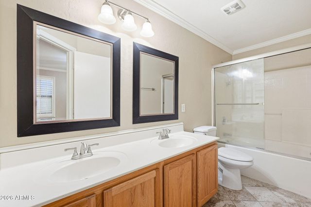 1575 S WESTERN SKIES Drive, Gilbert, AZ 85296