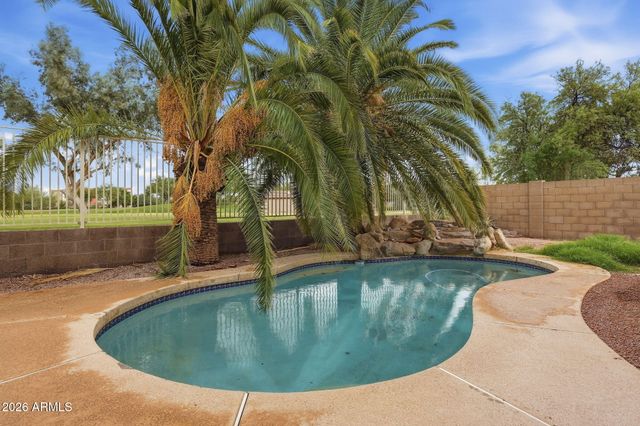 1575 S WESTERN SKIES Drive, Gilbert, AZ 85296
