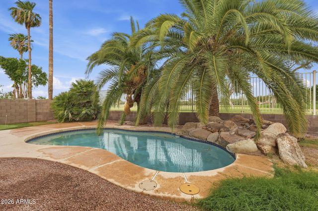 1575 S WESTERN SKIES Drive, Gilbert, AZ 85296