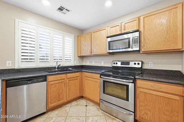 1575 S WESTERN SKIES Drive, Gilbert, AZ 85296