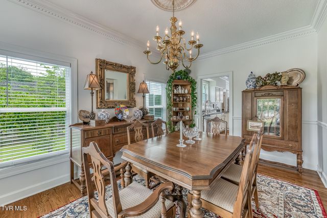 106 Woodbriar Drive, Johnson City, TN 37604