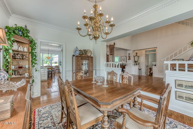 106 Woodbriar Drive, Johnson City, TN 37604