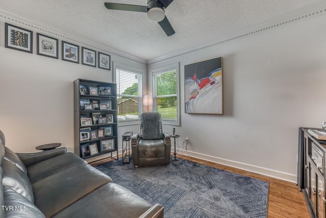 106 Woodbriar Drive, Johnson City, TN 37604