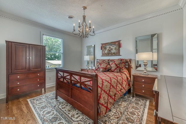 106 Woodbriar Drive, Johnson City, TN 37604