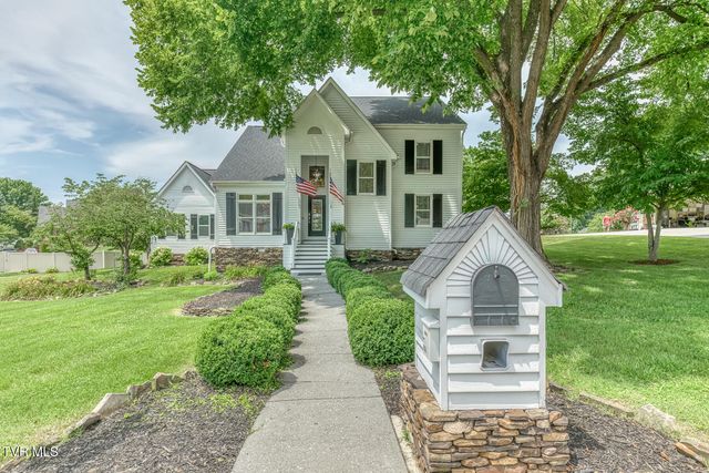 106 Woodbriar Drive, Johnson City, TN 37604