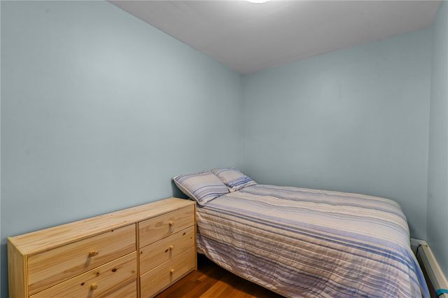 11 Young Street 2, Newport, RI 02840