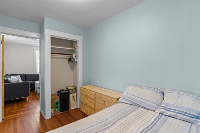11 Young Street 2, Newport, RI 02840