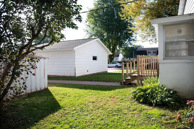 301 N Superior Avenue, Tomah, WI 54660