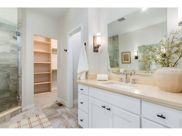 910 Hill Pond Rd 13, Fort Collins, CO 80526